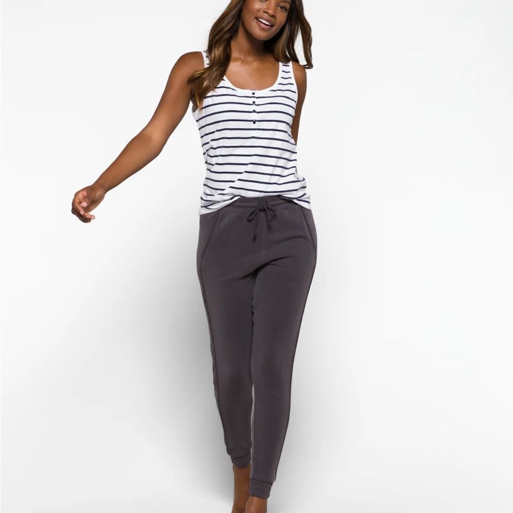 Free people Movement back into it jogger sz L color Olive Stitch Fix NWT